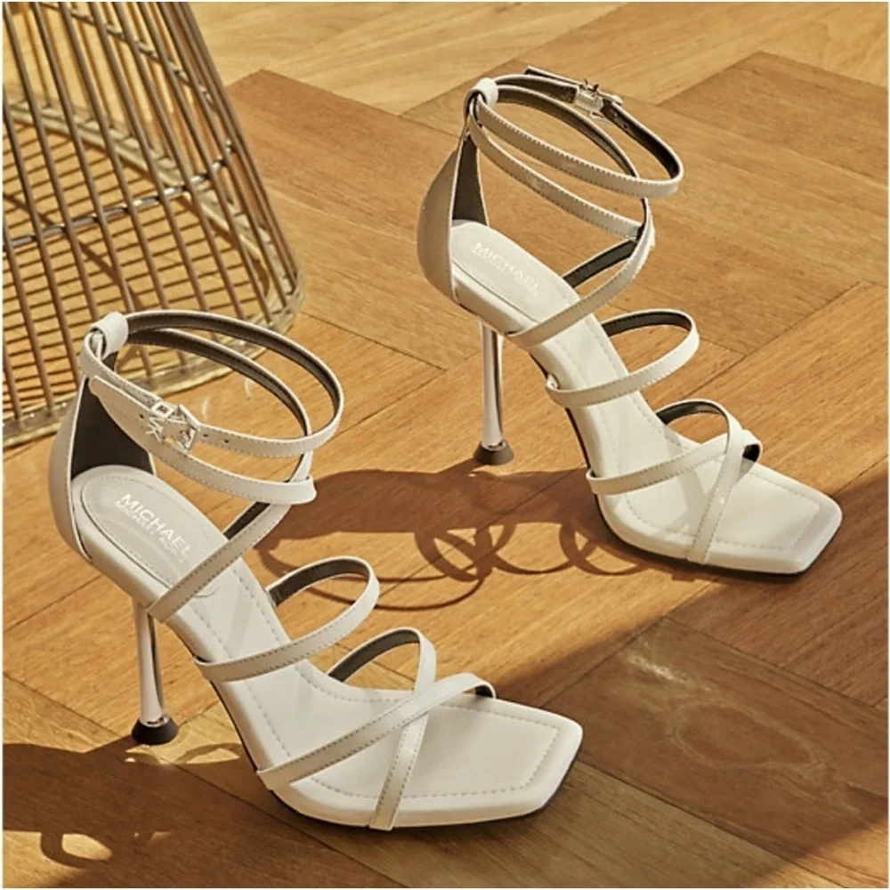 NEW! MICHAEL MICHAEL KORS Imani Patent Leather Sandal - Size 9.5 👠